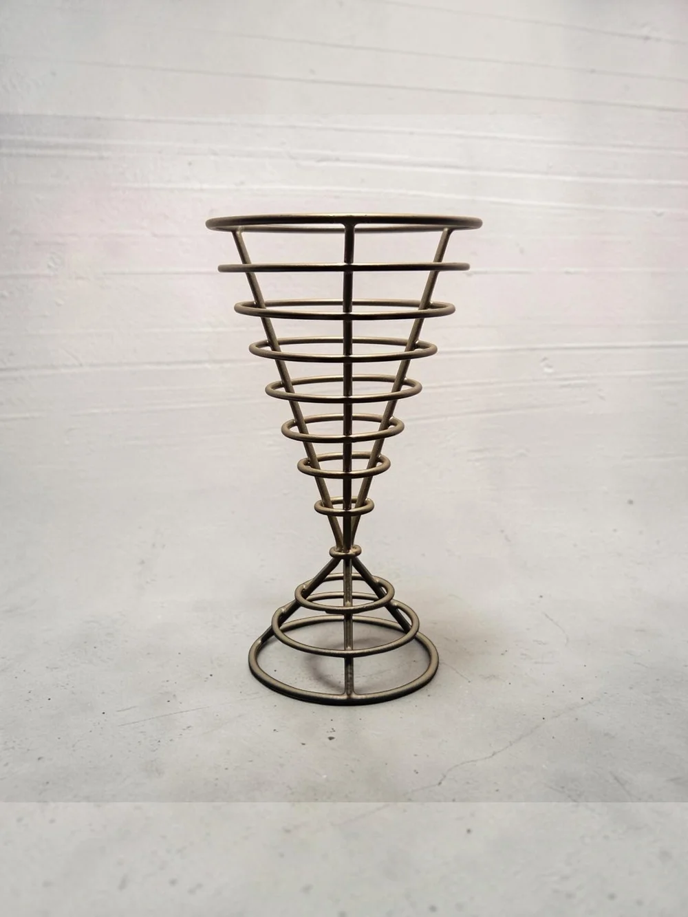 Crate & Barrel Metal French Fry Holder Cone Set of 5